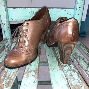 Womens Shoes